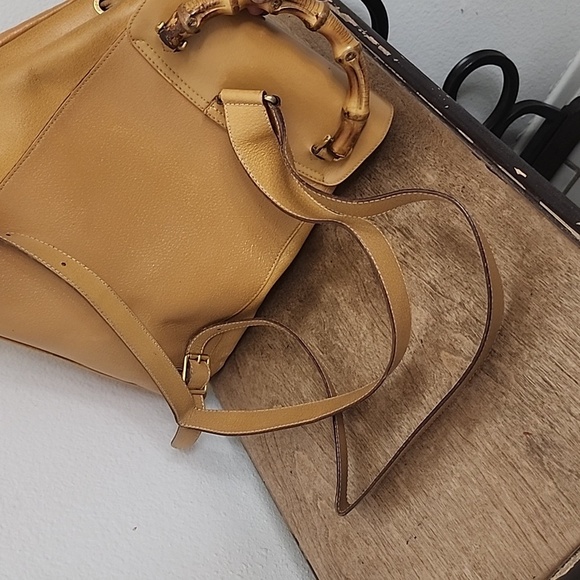 GUCCI Backpack Leather Mustard Yellow with Bamboo handle - Picture 15 of 16